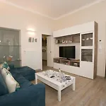 Apartament Maspes House *